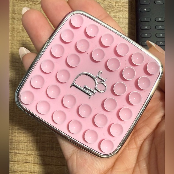 pink dior octobuddy - Picture 2 of 2